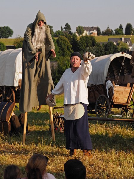 Theater Schloss Zauberer 5.jpg